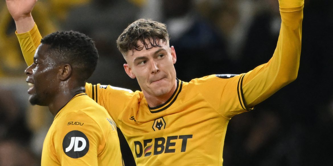 Strand Larsen 2.0: Wolves make approach to sign "outstanding" £15m poacher