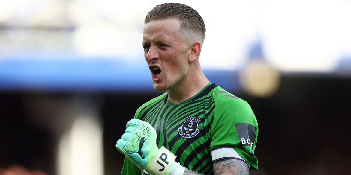 Everton make contact to sign £5m striker with same agent as Jordan Pickford