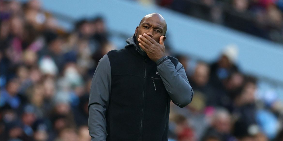 Huddersfield make first move to sign "excellent" 3-5-2 Moore replacement