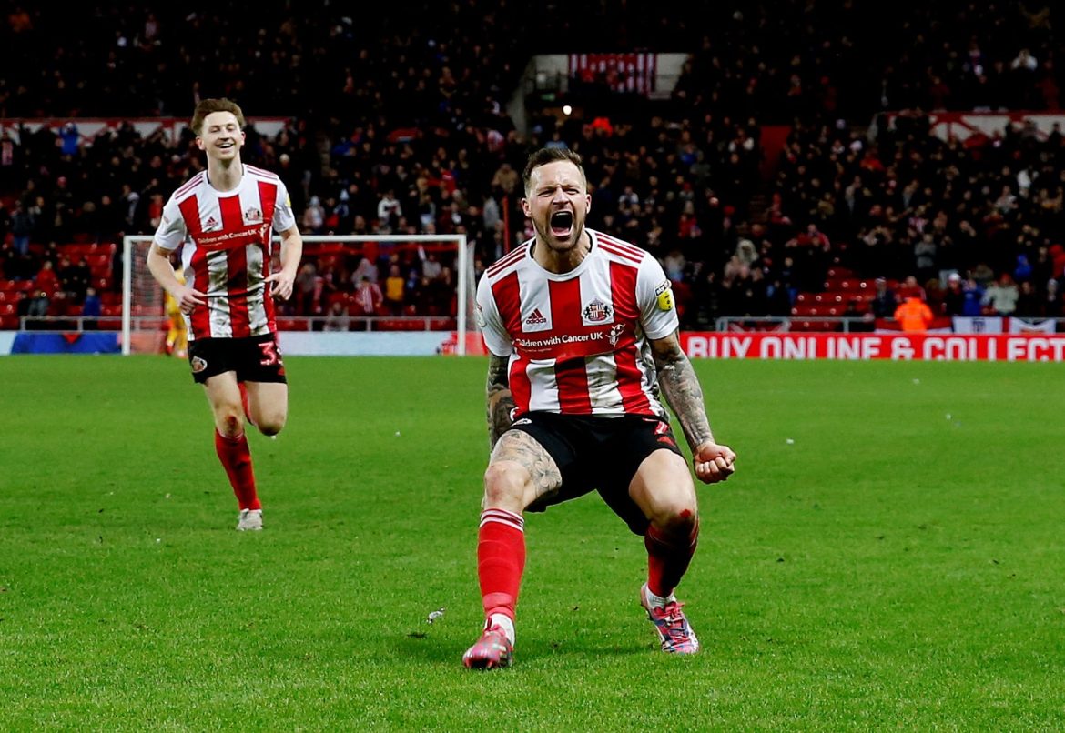 Sunderland: Johnson’s selection dilemmas